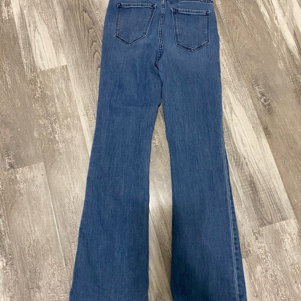 Old Navy Blue Flare Women's Jeans - Picture 4 of 4